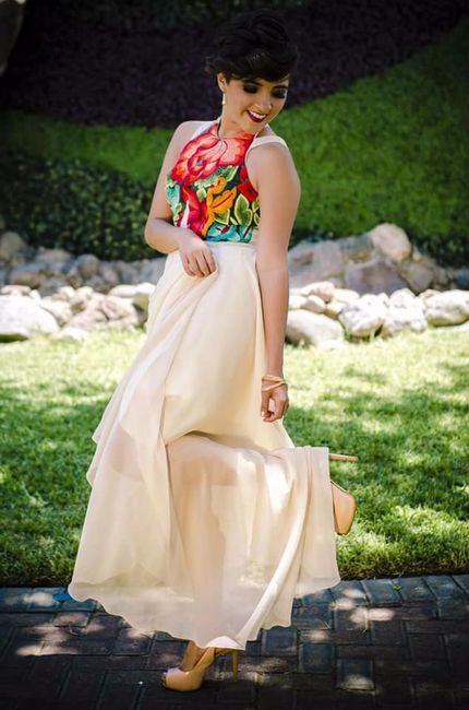 Vestido con bordados