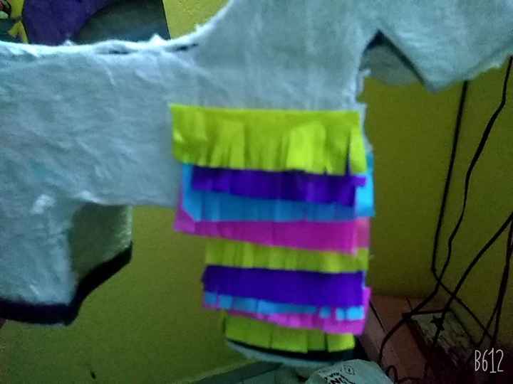 Les traje un adelantito de las piñatas - 1
