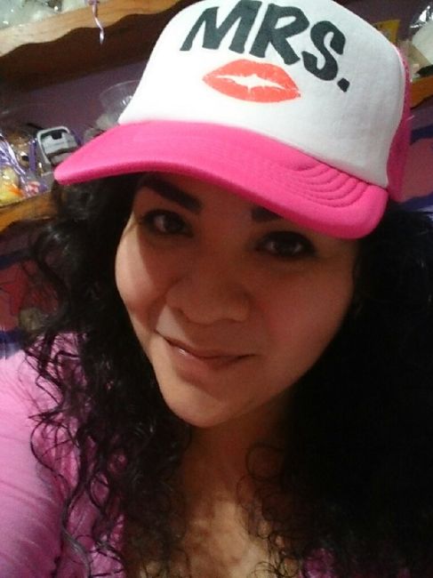 Nuevo avance... recuerdos para la ceremonia y gorras - 3