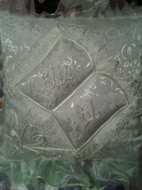 Ya tengo pala , cuchillo, cojines - 2