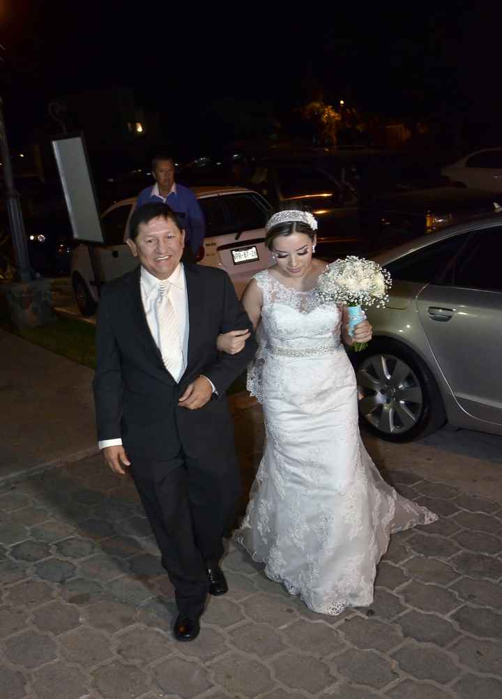 Del brazo de mi padre