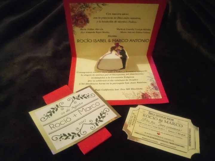 ¿De qué color van a ser tus invitaciones? - 1