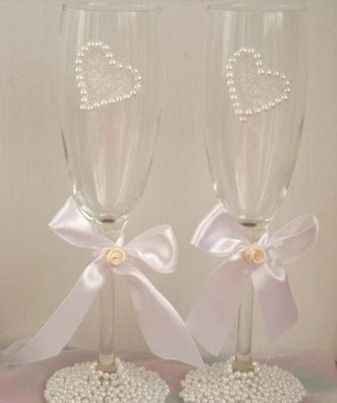  Ideas para decorar las copas de los novios. - 17