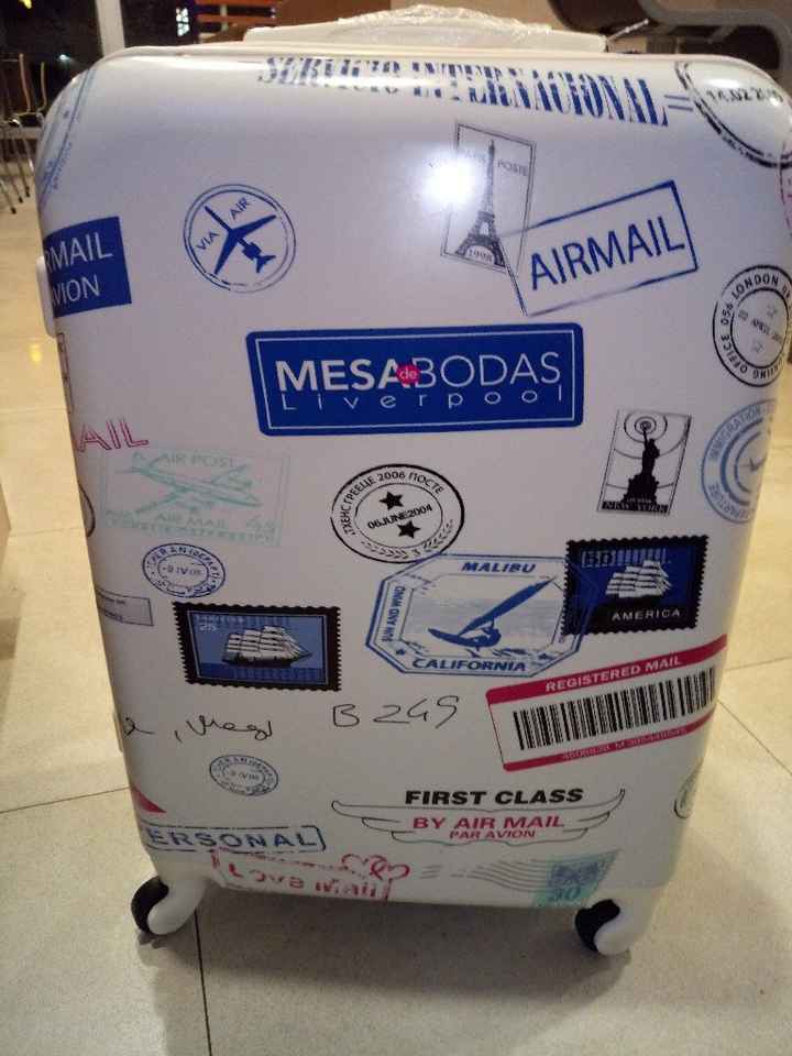  Ya abrimos nuestra mesa de regalos en liverpool - 1