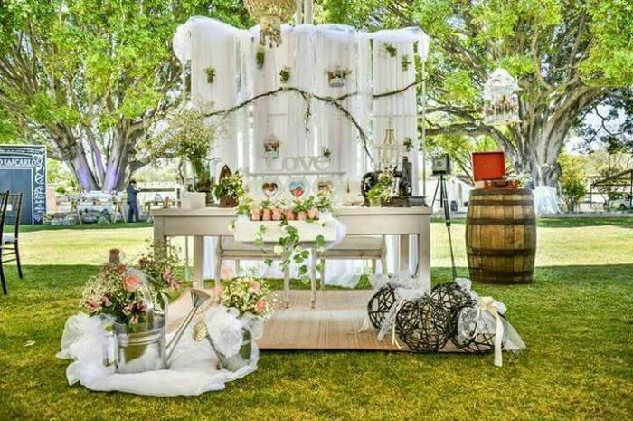 Decoración para mesa de novios - 29