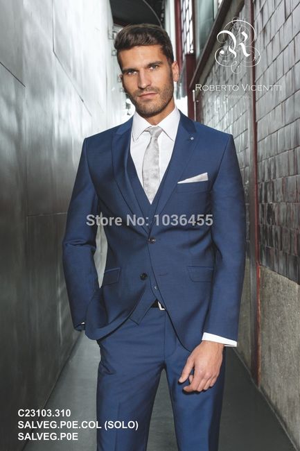 traje en color azul 2