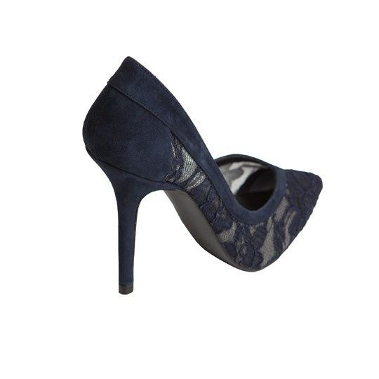 ZAPATILLAS COLOR AZUL :)