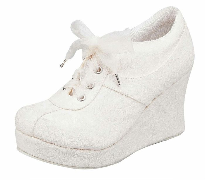 Damas de honor con tenis ¿sí o no? - 1