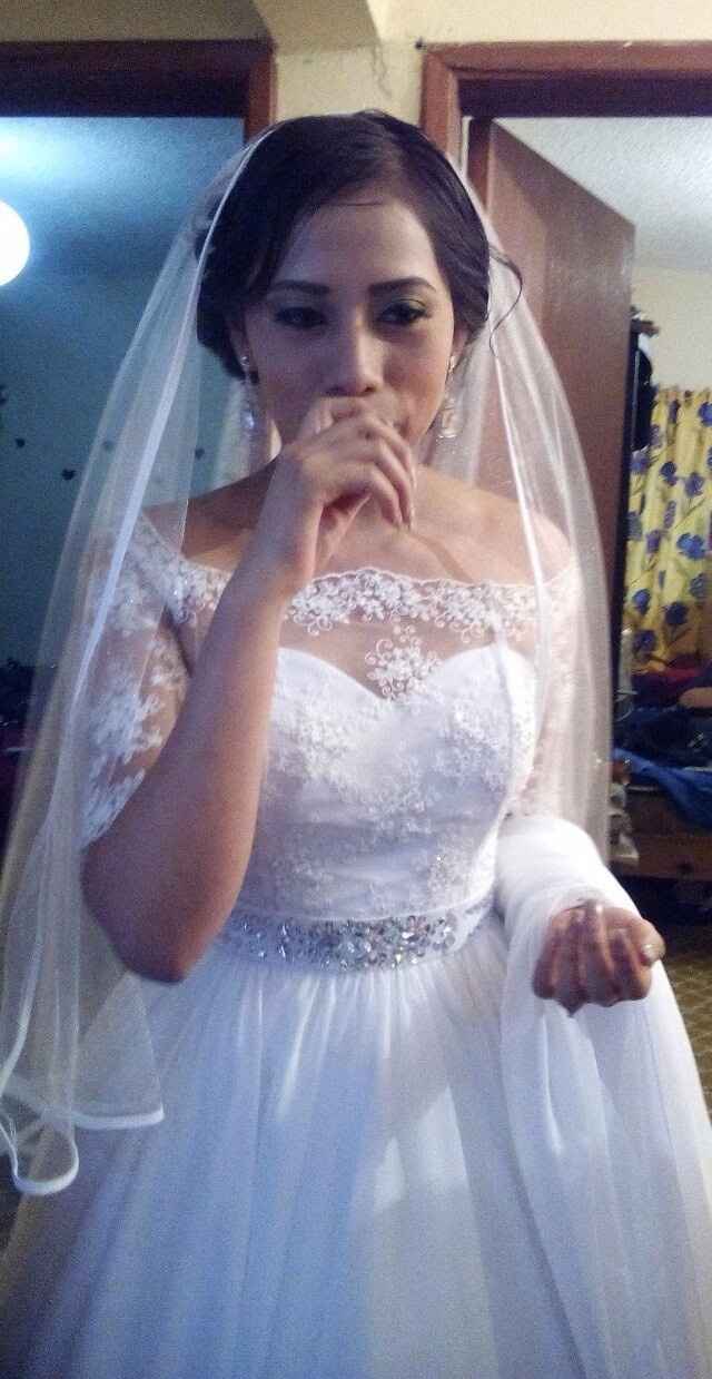 la novia antes de salir de casa