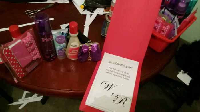 Obsequios y invitación para las damas!! - 2
