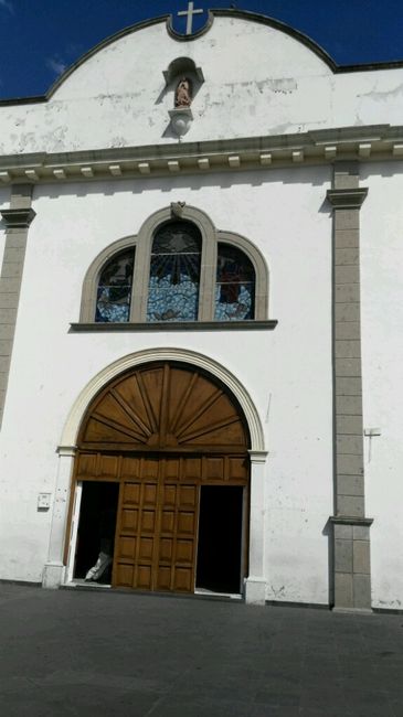 Habemus iglesia!! - 1
