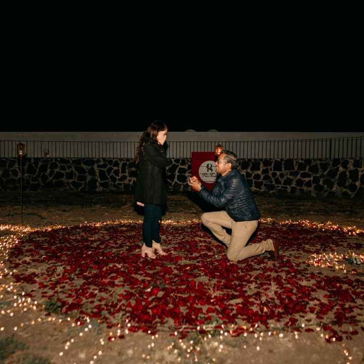 ¿Se arrodilló cuando te dio el anillo? - 1