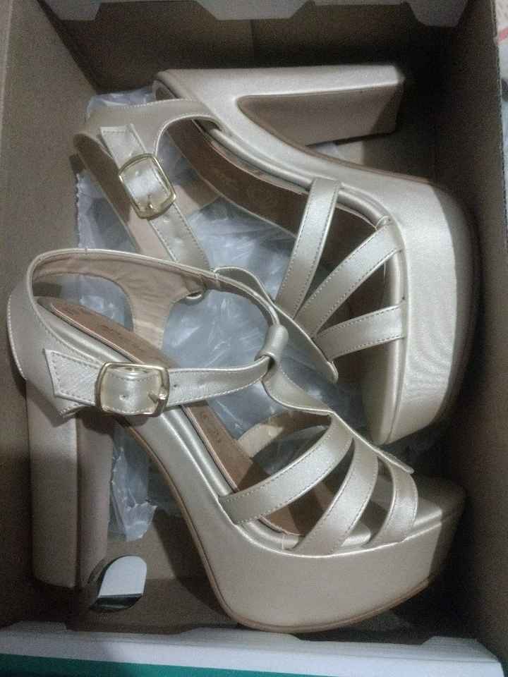 Color de 👠 - 1