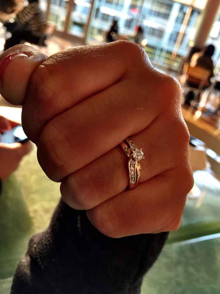 Catálogo de anillos de compromiso de Bodas.com - 1