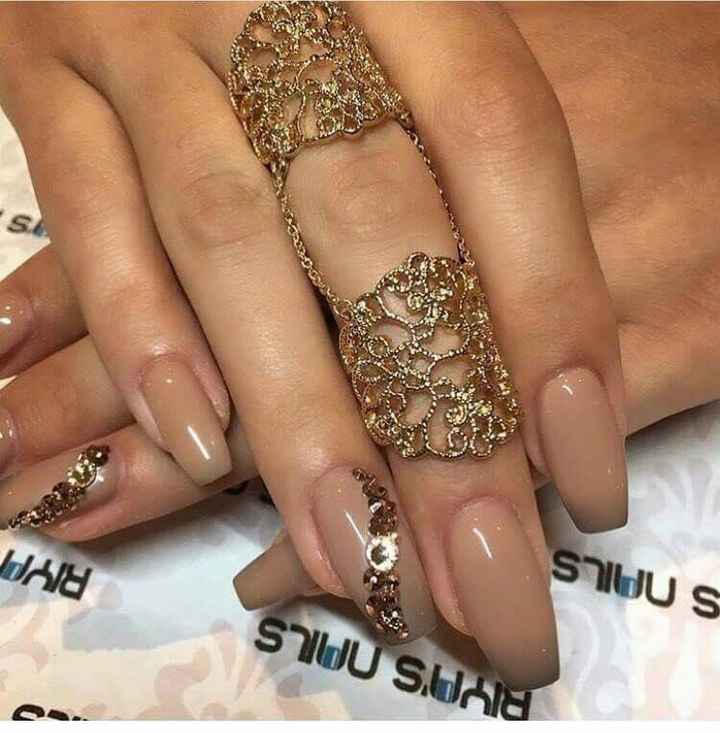 Tipo de uñas para el gran día b - 1