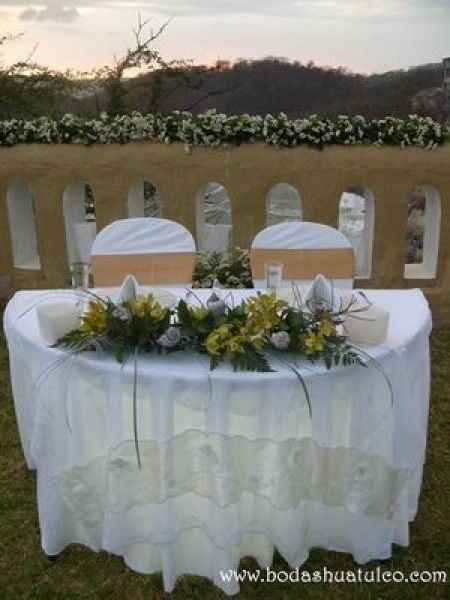 Mesa principal..... ovbio la d los esposos - 1