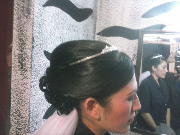 Mi prueba de peinado y maquillaje :) - 3