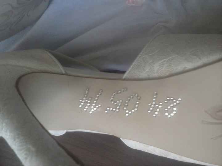 Mis zapatillas personalizadas por mi amorcito :<3 - 3