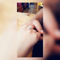 ¡Enséñanos el anillo de compromiso! 💍 - 1