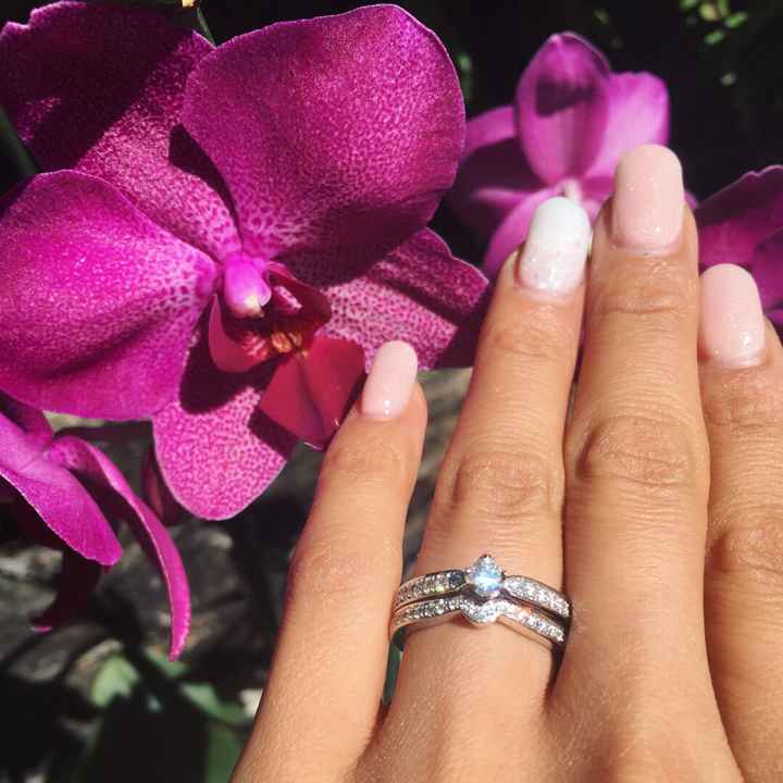 Lunes de presumir su anillo - 1