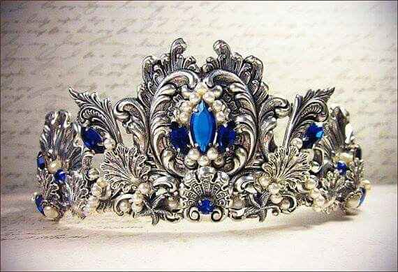 Mi coronita la que voy a usar en mi día  - 2