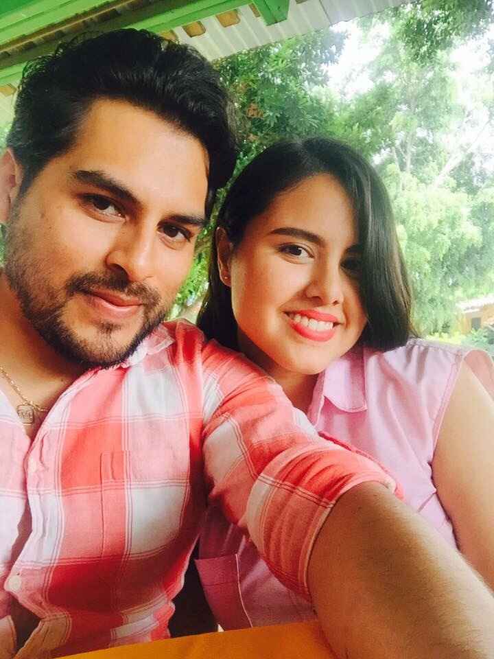 Sube una foto con tu pareja - 1