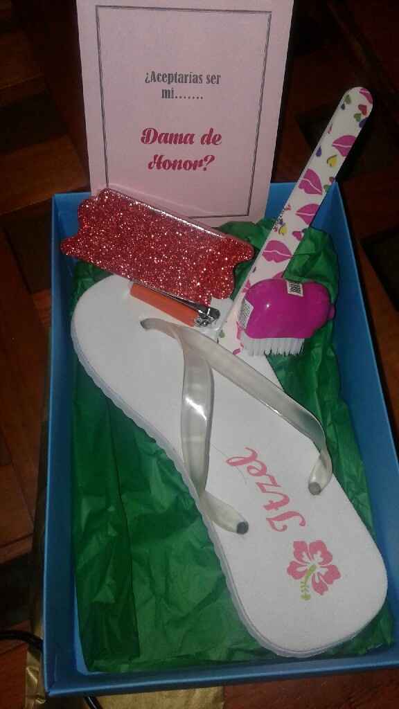 Detalles para las damas y dama de honor - 1