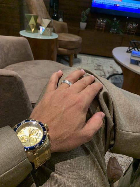 El reloj de compromiso 🕰💕 - 1