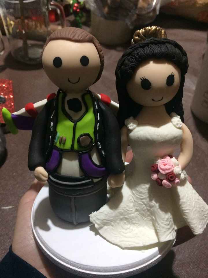 Mis monitos para el pastel... te amo como buzz - 1