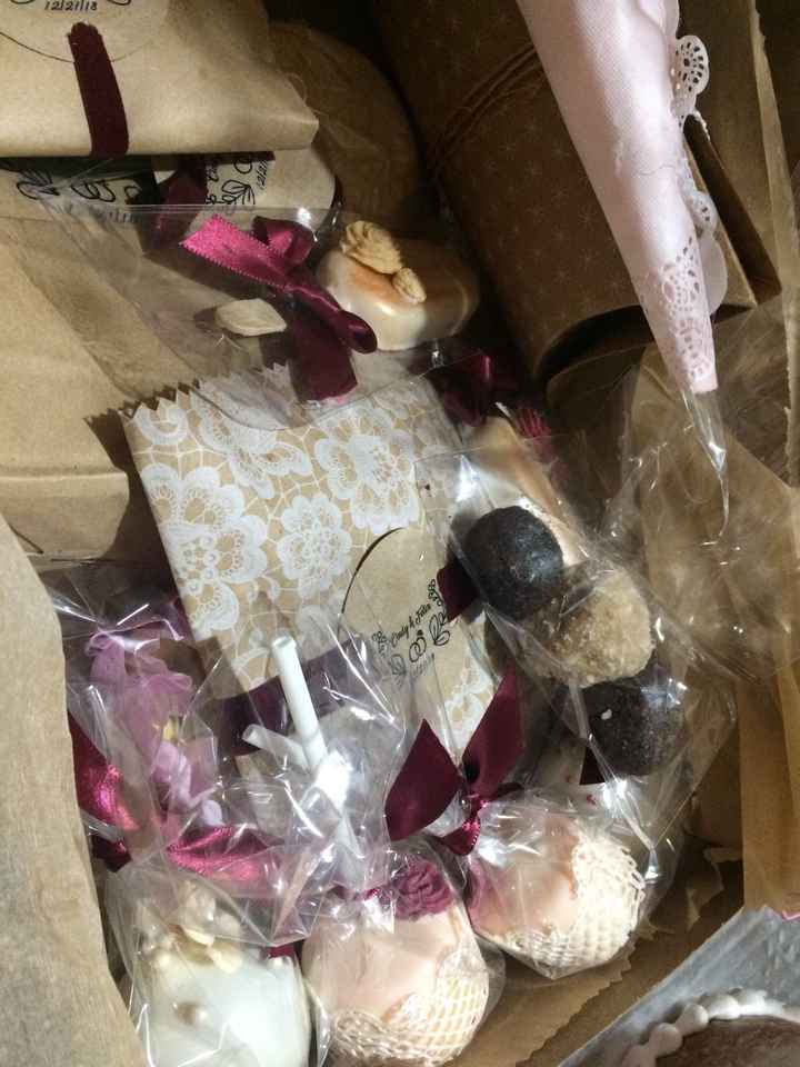 Mi pastel y mesa de postres... - 6