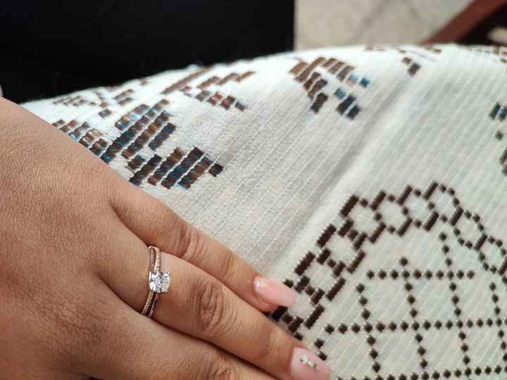 ¡Enséñanos el anillo de compromiso! 💍 - 3