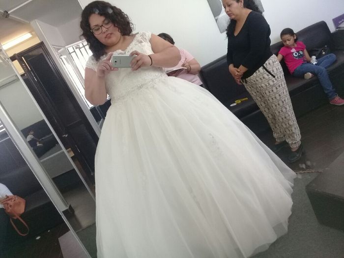  Vestido.... casi listo. - 2