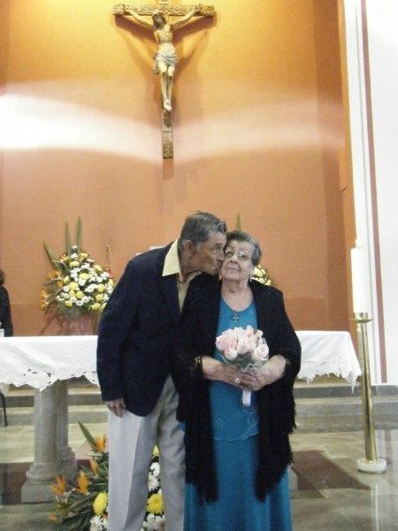 BODA BUES