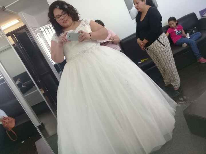  Vestido.... casi listo. - 2