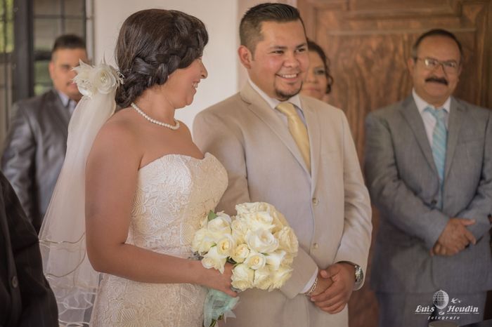 A casi un mes de casados les comparto unas fotos - 4