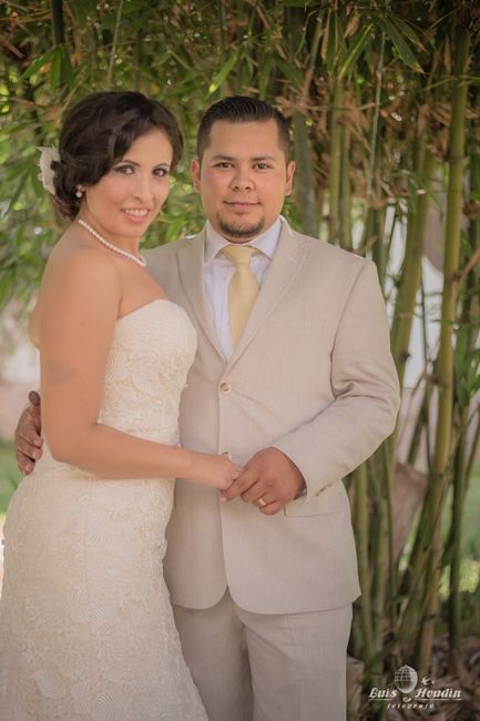 A casi un mes de casados les comparto unas fotos - 12