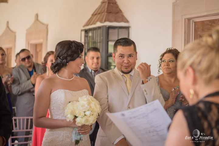 A casi un mes de casados les comparto unas fotos - 2