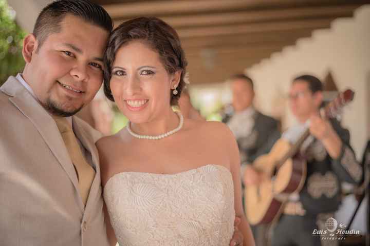A casi un mes de casados les comparto unas fotos - 10