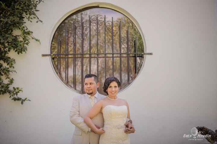 A casi un mes de casados les comparto unas fotos - 15
