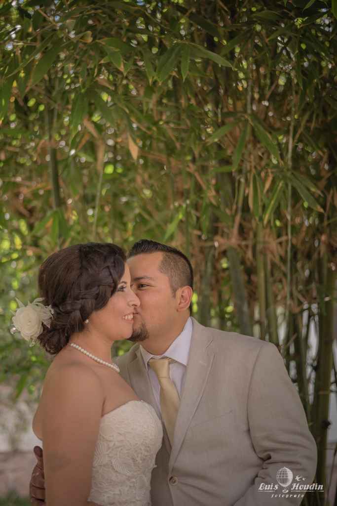 A casi un mes de casados les comparto unas fotos - 18