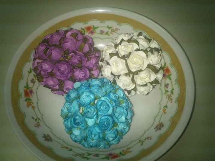 bolitas d flores