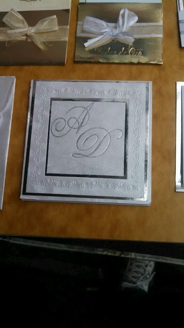 Y ya mandamos a hacer las invitaciones - 1