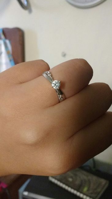 Compartan su anillo de compromiso ? - 1