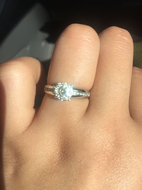Brides presuman su 💍 - 1