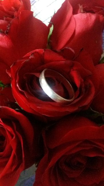 Mi anillo en porta vasos rosa 💕💍 - 2