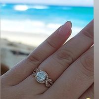 Foto enseñando el anillo, ¿FAN😍 O HATER 👎? - 1