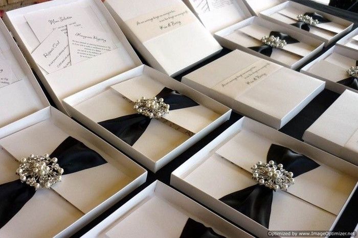 Invitaciones en cajitas 🎁💕 13