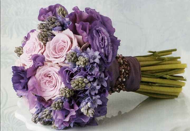 ramo de novia vintage morado.