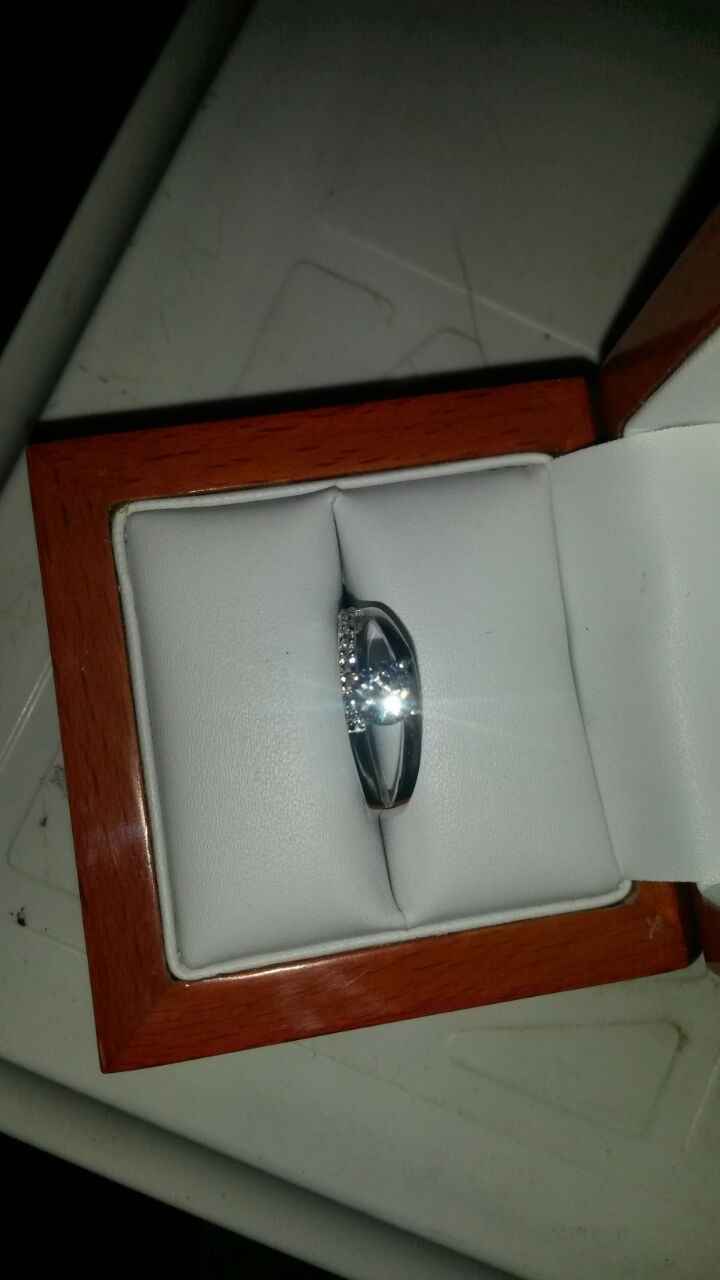 Me acaba de entregar el anillo - 3