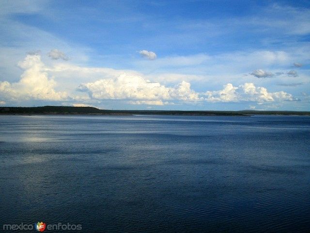 Lago El Tigre